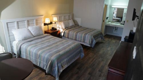 Skyline Lodge in Ghent, USA