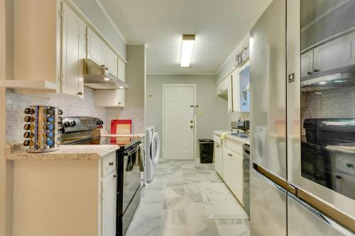 Lovely Little Rock Home with Fire Pit and Yard! Lovely Little Rock Home with Fire Pit and Yard!