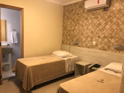 Double Room image 6