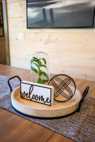 Mountain Waters w/ Theater+HotTub,Pool,GameRoom! Mountain Waters w/ Theater+HotTub,Pool,GameRoom!