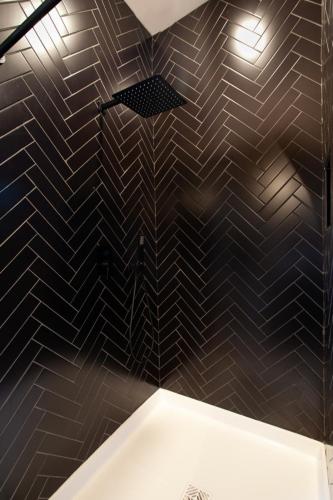 Mountain Waters w/ Theater+HotTub,Pool,GameRoom! Mountain Waters w/ Theater+HotTub,Pool,GameRoom!