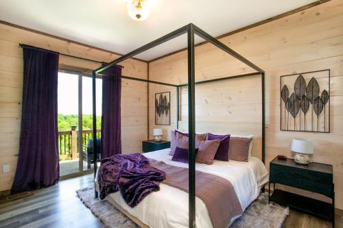 Mountain Waters w/ Theater+HotTub,Pool,GameRoom! Mountain Waters w/ Theater+HotTub,Pool,GameRoom!