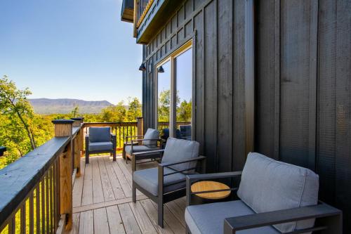 Mountain Waters w/ Theater+HotTub,Pool,GameRoom! Mountain Waters w/ Theater+HotTub,Pool,GameRoom!