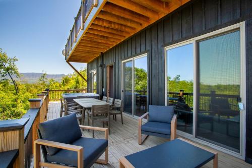 Mountain Waters w/ Theater+HotTub,Pool,GameRoom! Mountain Waters w/ Theater+HotTub,Pool,GameRoom!