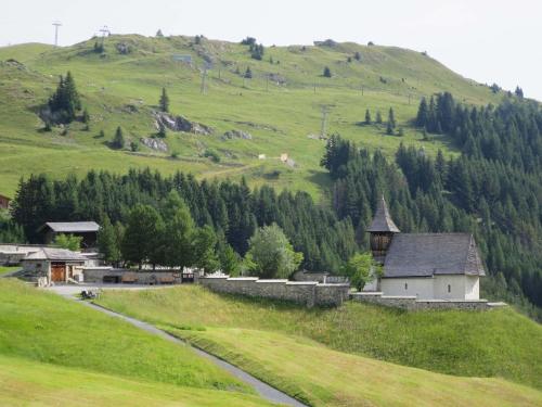Bergblick in Arosa, Schweiz