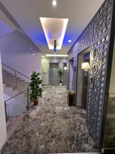 شركة الحلم الجميل للشقق المخدومة - تصنيف اقتصادي in Al Manar