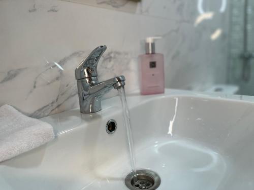 Modern & Cosy Studio City Center, Kenitra (Foto 10)
