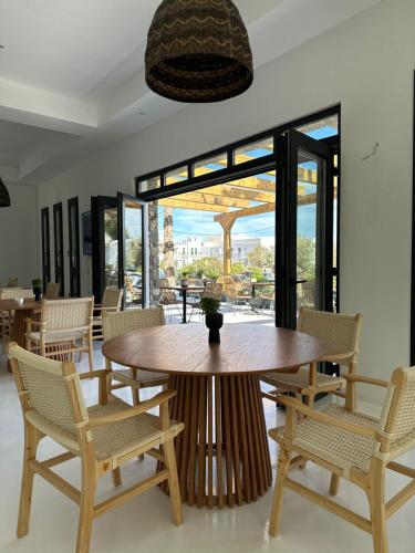 Cavo Piso Livadi in Paros Island