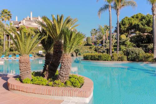 Modern 2-bed apt Capanes del Golf, Marbella