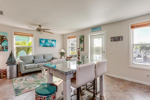 South Hutchinson Island Cottage with Beach Access! in Jensen Beach, USA