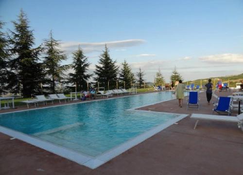 Úszómedence, Agriturismo Ca Mignone in Urbino