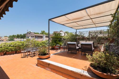 Trastevere Charming Penthouse - image 11