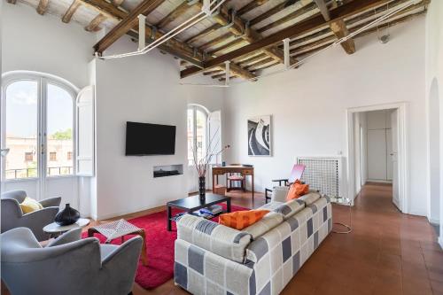 Trastevere Charming Penthouse - image 14