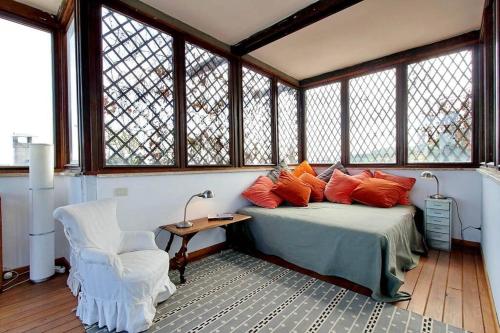 Sant'Onofrio Terrace Apartment - image 3