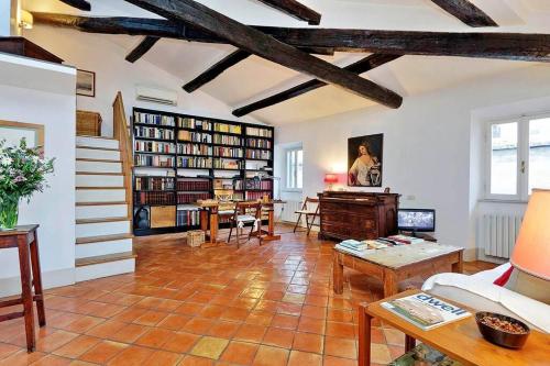 Trastevere Charming Loft | Romeloft - image 8