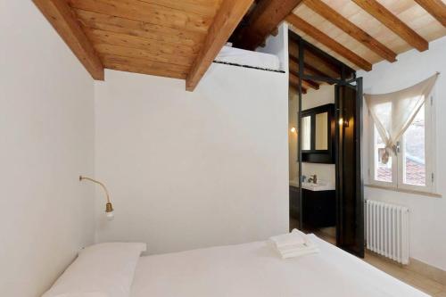 Pantheon Luxury Terrace Attic | Romeloft - image 6