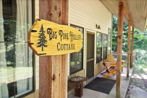 Big Pine Holler-1 Mi to Beaver Lake-Cabin-Hot Tub in Rambo Riviera, USA