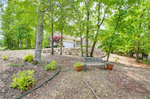 Hot Springs Village Home with Golf Course View
