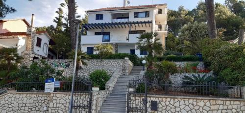 Apartments & Rooms Bianca