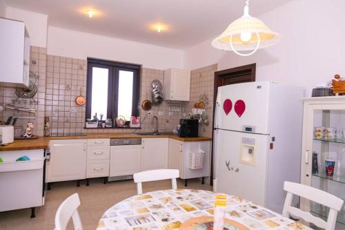 Casa din deal in Podu Lung