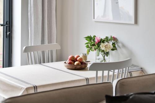 Cotswold Luxury Coach House - ideal for couples, w/ EV charging in Syreford