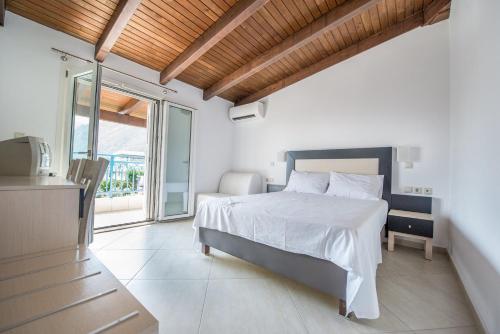 Hotel Dellis in Kamena Vourla