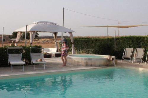 Casale Arezzo - Luxury Villa With Pool & Jacuzzi - Marina di Ragusa