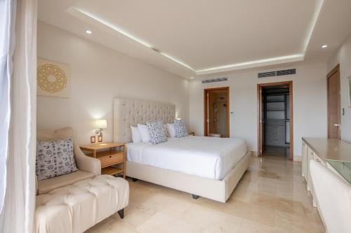 554922878 Hacienda Samana Bay Hotel