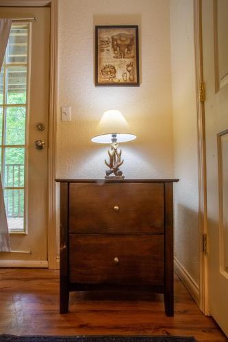 Sasquatch Lode CD Sleeps 22 - image 12