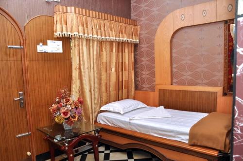 Hotel Shri Swarna's Palace - A Business Class Hotel