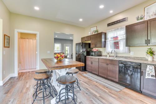 Wisconsin Farmhouse Stay: UTV, Boat, Snowmobile! in Monroe (WI)