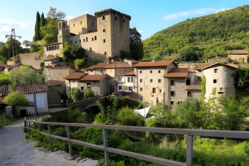 Ca' Degli Olivi. Relax Lunigiana