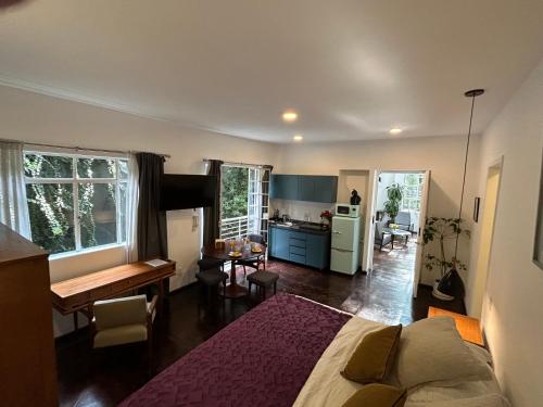 Edificio Art Deco en Roma Norte Room Type - Studio with Balcony
