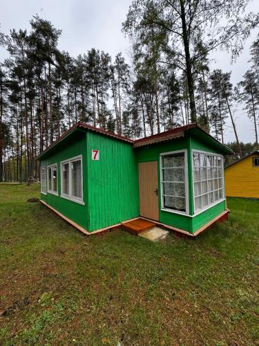 Viesnīcas āriene, Vasaras mājiņa pie Rāznas ezera Nr 7 (Vasaras majina pie Raznas ezera Nr 7) in Kaunata