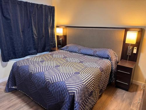 . The Lodge Tulelake