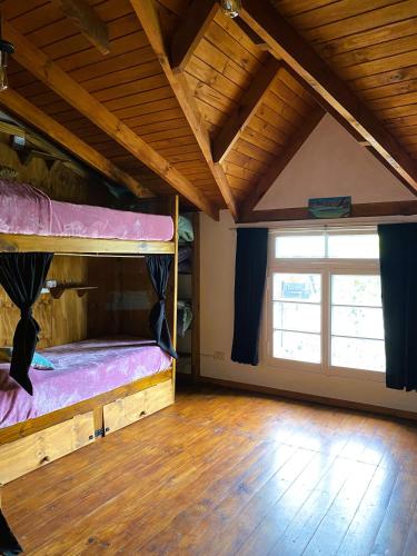 6-Bed Mixed Dormitory Room
