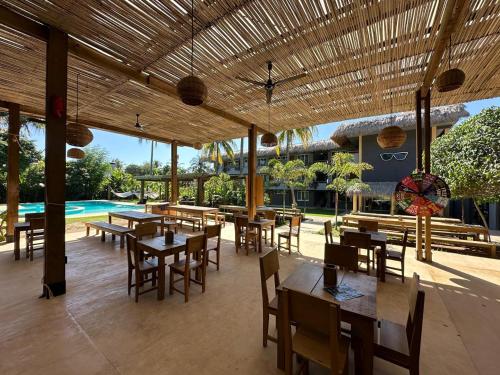 Vista exterior, Straw Hat Surf Hostel & Bar in Puerto escondido