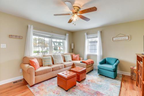 Villas Hideaway with Deck, Walk to Bay Beach! in Rio Grande, USA