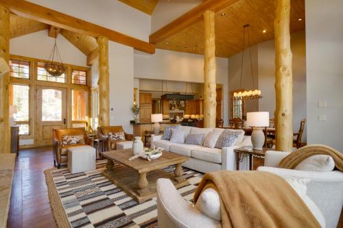 Cozy Buffalo Lodge by Great Western Lodging in Silverthorne, USA