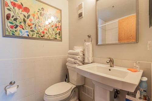 Cimarron 103 by Great Western Lodging in Breckenridge, USA