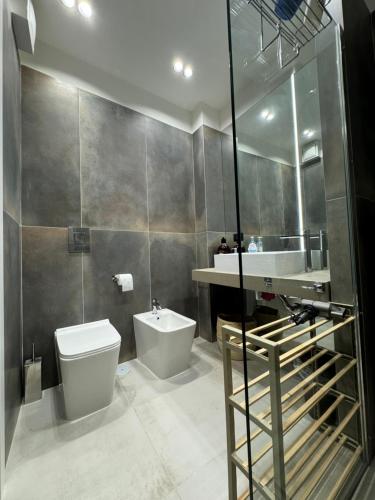 Shower, Casa Antonia in San Giovanni a Teduccio