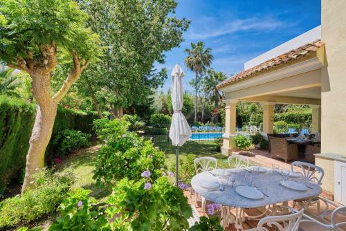 Létesítmények, 1106 Marbella Large Family Villa in Bel-Air