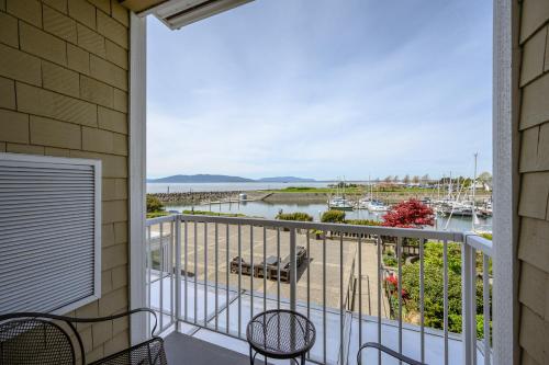 554986572 Hotel Bellwether on Bellingham Bay