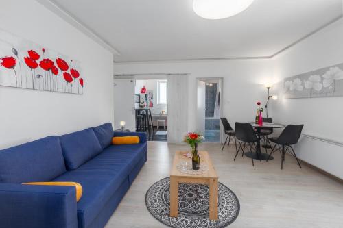 Figaro Vrsar with Pool and Garden for 4 Persons in Petalon