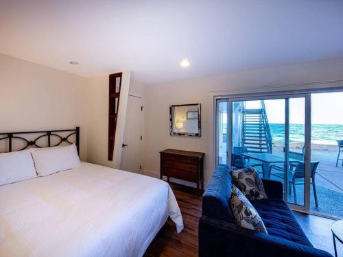 Qualicum Beach Ocean Suites