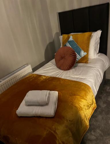 Quadruple Room image 6
