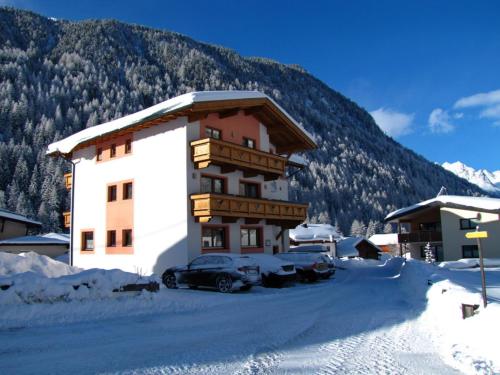 Haus Alpina & Landhaus Schöpf