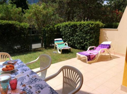 Bright apartment with private garden-Beahost