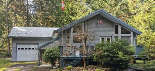 Gabriola Island B&B By The Sea in Gabriola, Canada