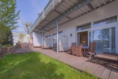 Apartment with Terrace